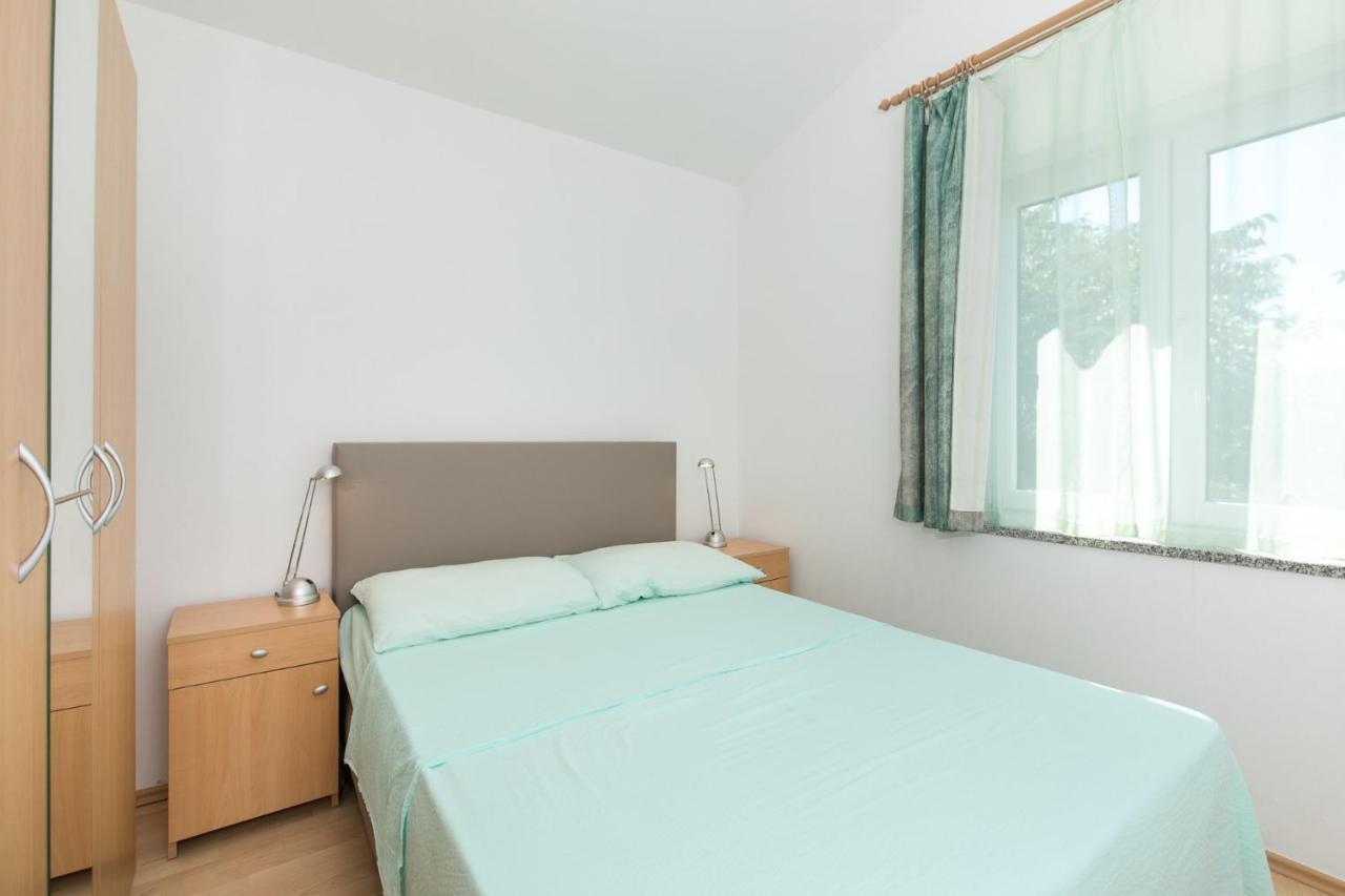 Apartment Cvijic Beige Punat Eksteriør bilde