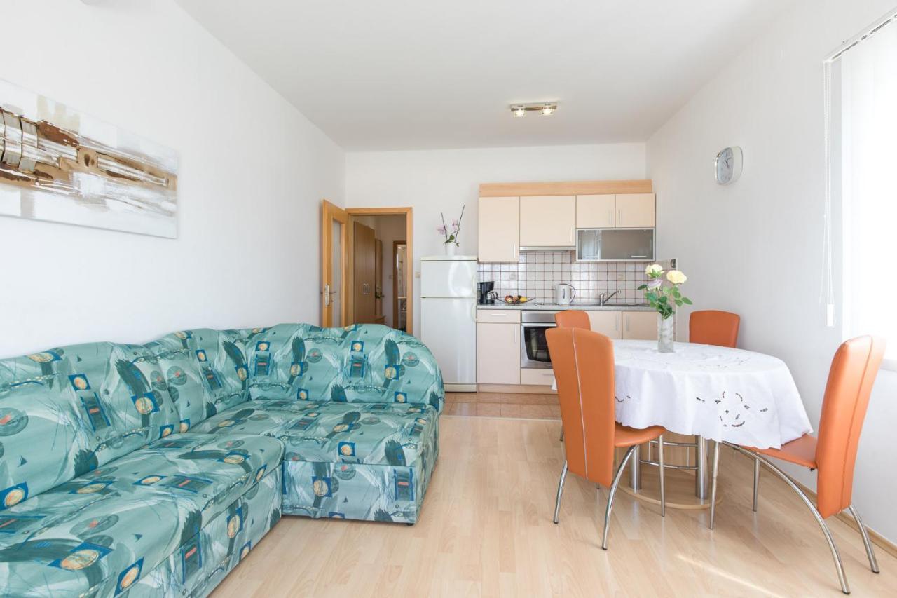 Apartment Cvijic Beige Punat Eksteriør bilde